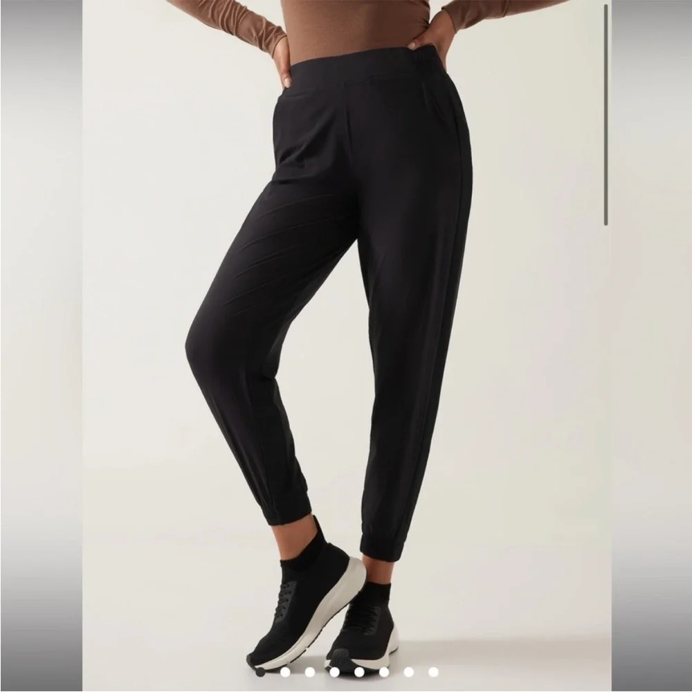 Athleta Brooklyn Jogger Black - Picture 1 of 7